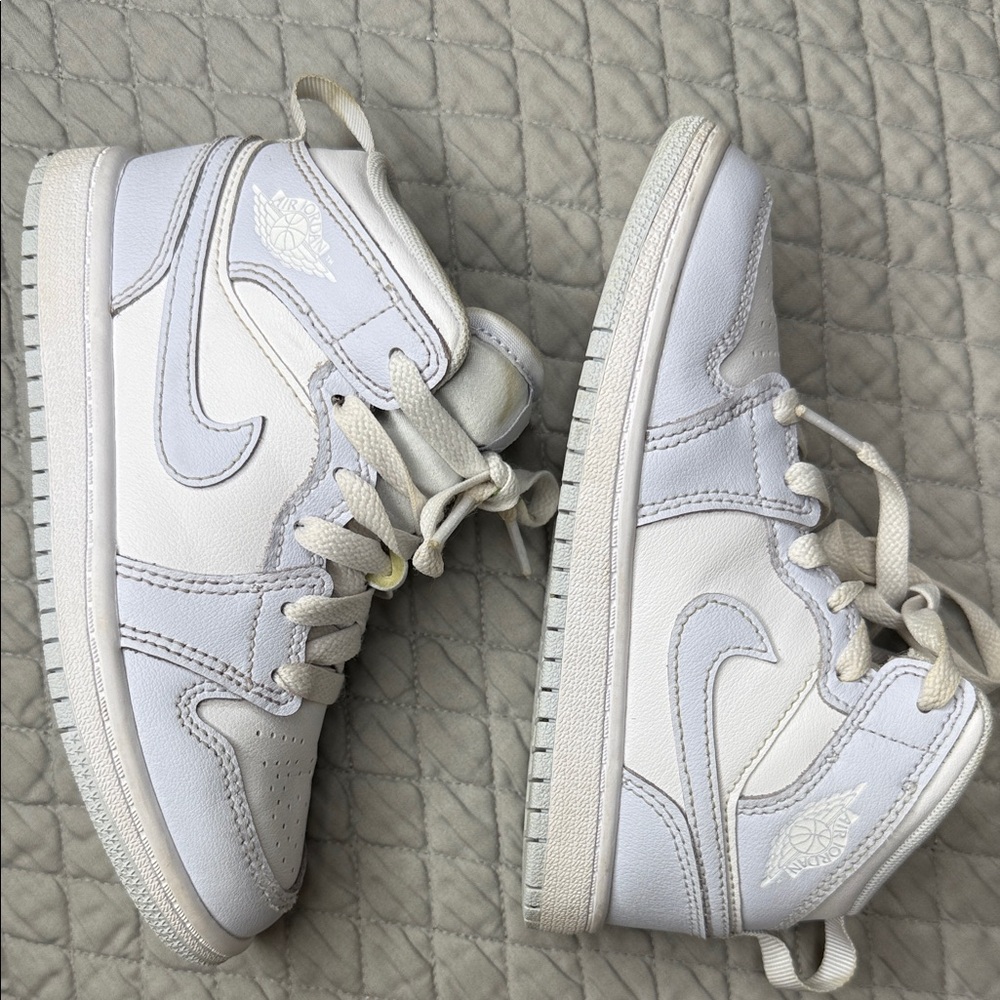 Nike Air Jordan 1 Mid Kids Sneaker Shoe Size 12C
